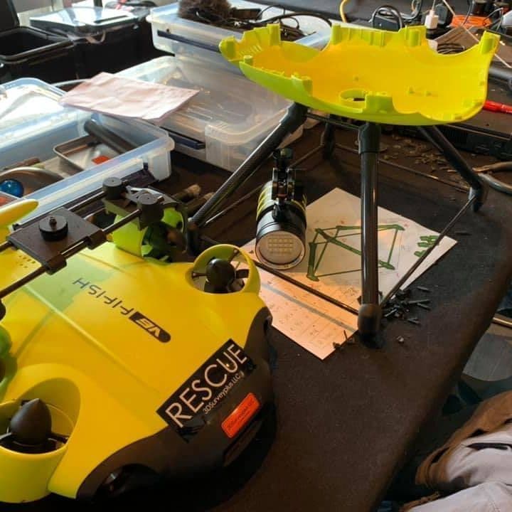 オリジナルパーツの製作でプラント設備点検や鉄塔点検等の実証実験をサポートしています
