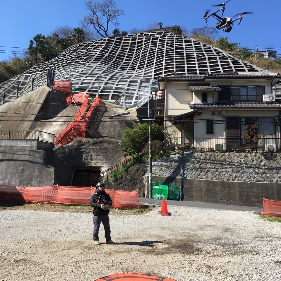 ドローンを活用した法面点検調査