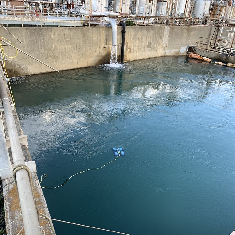 水中ドローンは水中構造物点検や港湾構造物の維持管理に効果的です