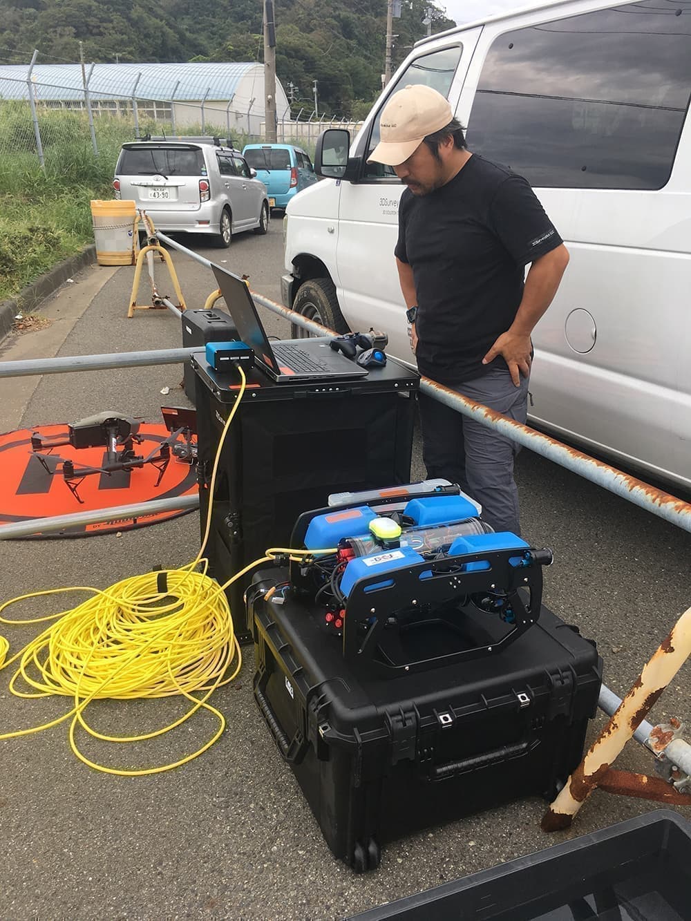 設備点検に向けた水中ドローン実証実験に使用するオリジナルパーツを設計製作し検証しました