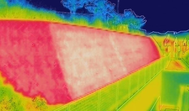 ドローンの赤外線撮影はITCサーモグラファー国際レベル１他を取得したオペレーターが担当します