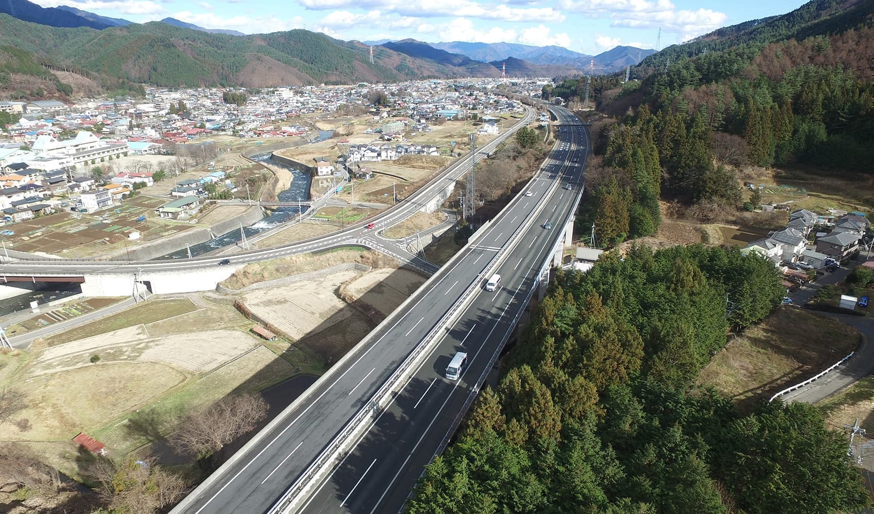 神奈川県の社会インフラの保守管理において、工事進捗状況の確認や竣工撮影のご依頼を承ります